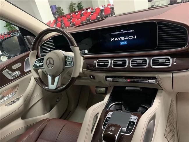 2021款奔驰迈巴赫gls600低配加价多少