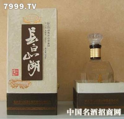白酒加盟企业  吉林市庆源商贸有限公司 新品展示 >> 长白山湖12年