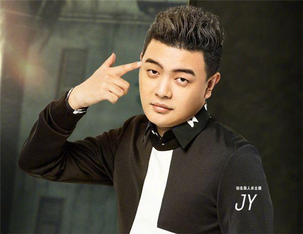 jy参加godlie造型太丑引争议,玩家调侃:真"德古拉脖绝