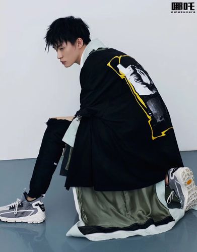 odd陈思键写真照彰显青春少年活力