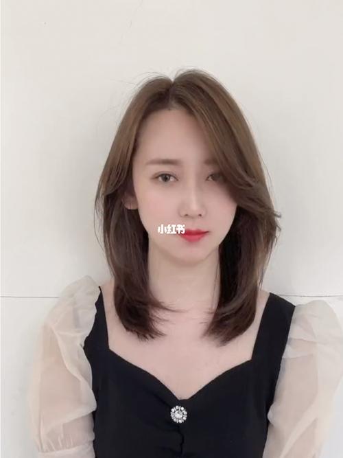 韩式锁骨发剪锁骨发中发发型直发2021新发型_发型_锁骨发_直发_中发