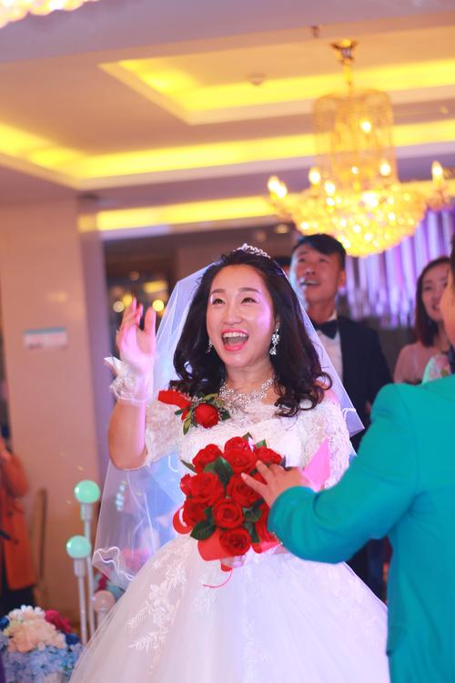 全心全意.如颖随行——我们结婚吧