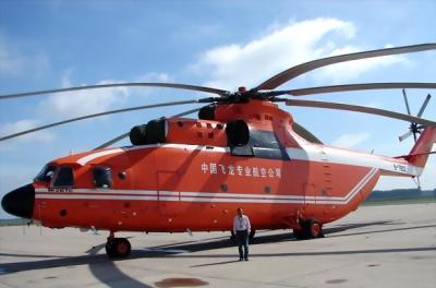 中国民航最大直升机执行吊运大型挖掘机施工任务