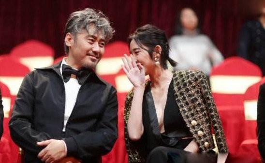 唐艺昕吴秀波调情?张若昀在线护妻,正面刚网友:吃撑了