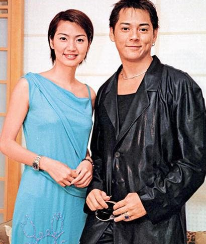 莫少聪和女儿同框,9岁莫芷嫣颜值亮了,和洪欣女儿好像