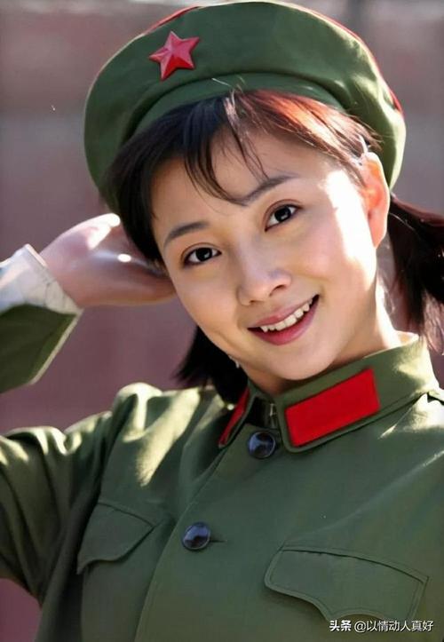 4位当过兵的女星今昔殷桃孙俪一身军装英姿飒爽