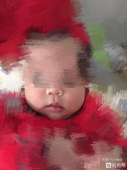 宝宝出生大小脸