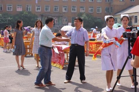 本溪卫校2009年就业洽谈会图片展