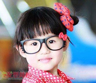 小女孩蘑菇头短发发型图片 小孩蘑菇头短发发型图片(3