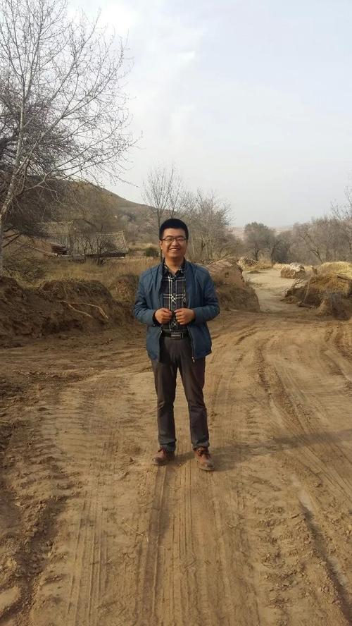 但我感觉走遍万水千山,还是会宁亲!