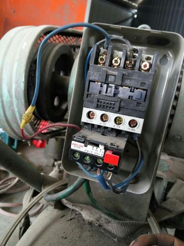 三厢气泵空气压缩机怎样接线