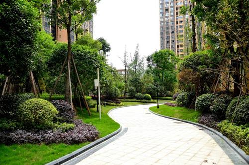 林溪康城获评成都市百佳示范小区!
