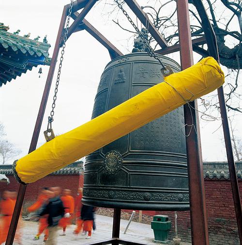 河南登封嵩山少林寺大钟