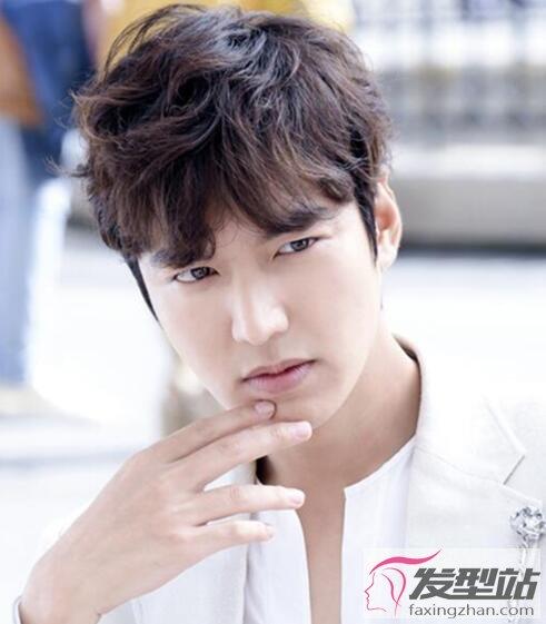 脸大肩宽适合什么发型 这样剪瘦脸又有男人味-男士-站