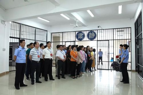 警钟常鸣!廊下镇党员到青浦监狱开展廉政教育