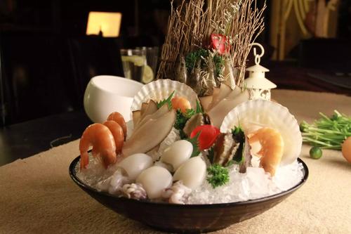 海鲜拼盘也不可错过!