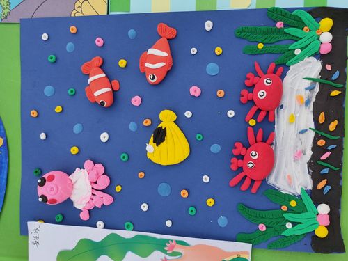 龙塘中心幼儿园海洋主题绘画手工作品展