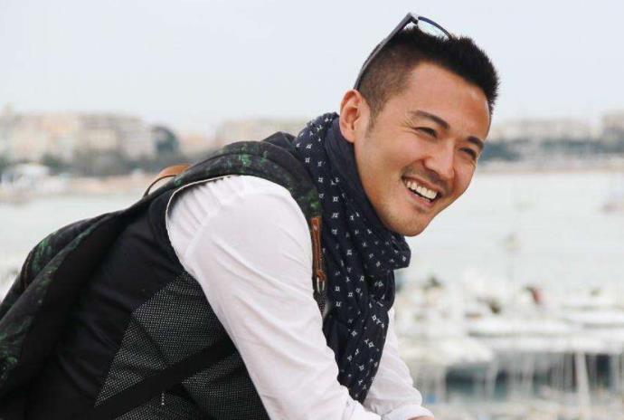 于小伟老婆是谁 两人现身月子中心