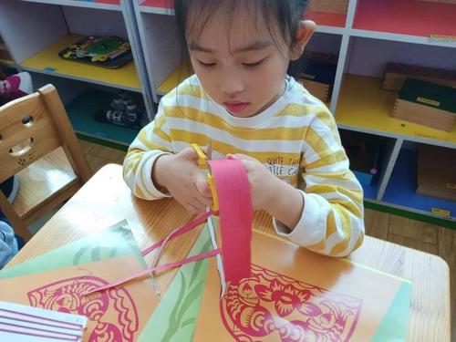 幼儿写意剪纸,"剪"出聪明的小脑瓜