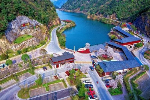 磐安县城→榉溪村→沙溪玫瑰庄园→双溪樱花主题公园→花溪景区→江南