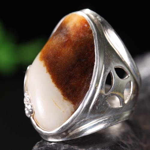 【工艺精湛】大自然精髓 和田玉 原石戒指 20.20克