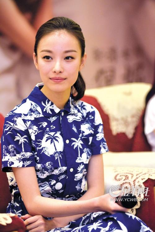 导演称"是张艺谋推荐倪妮接了这部戏"(组图)