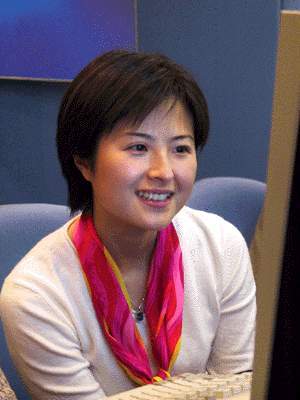  p>张泉灵,1973年6月8日生于上海长宁区,祖籍浙江省宁波市余姚市,毕业