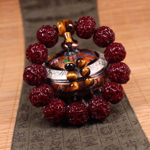 正宗尼泊尔五瓣大金刚菩提手串搭配虎眼石三通爆肉