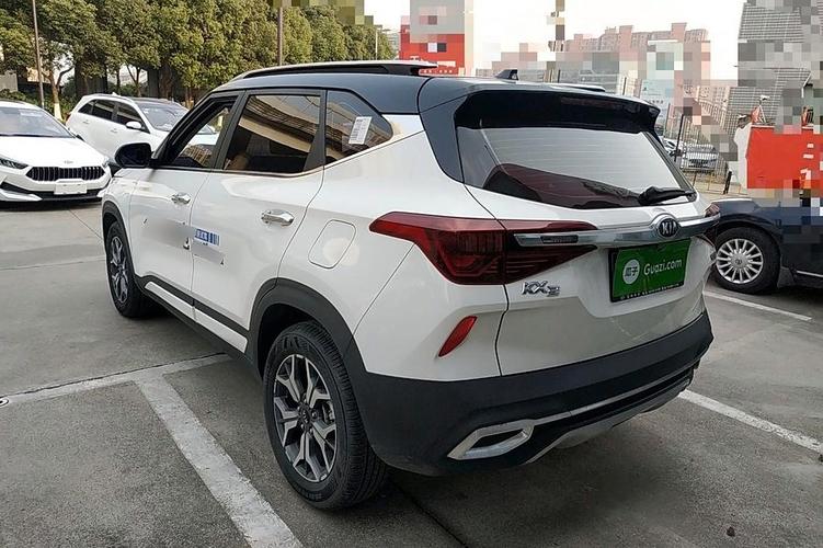 起亚kx3傲跑 2020款 1.5l cvt智慧版