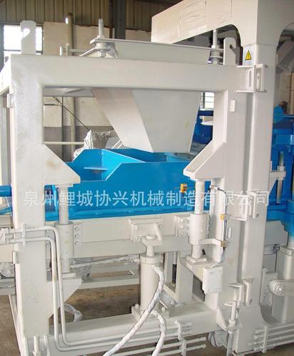 建材机械 其他建材机械 环保水泥砖机/免烧砖制砖机   供应商:泉州