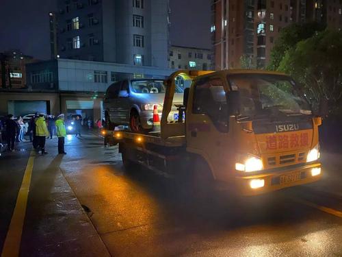 拖车!就在南昌多个小区