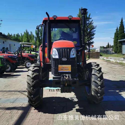 东方红904农用四轮拖拉机 四驱强压多路阀多用途旋耕犁地机