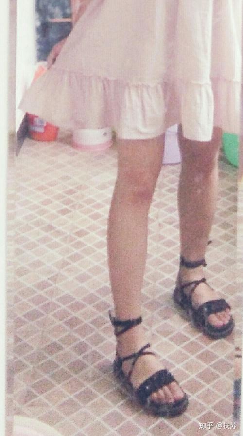 126斤的女孩子的腿哦