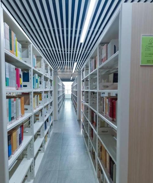 志愿填报丨选择广州工商学院的理由不只一个!|图书馆