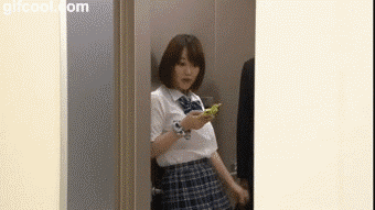 出门看雪不如对着妹纸撸!最新一期周末福利动态gif图