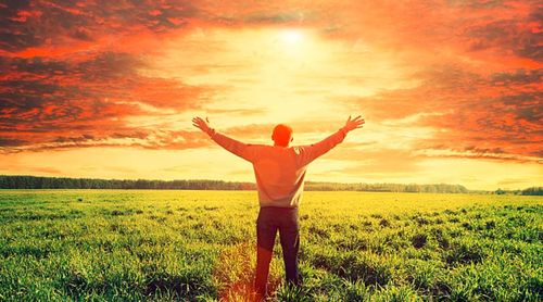 当有一天,自己能够敞开心扉,更加坦然的面对自己和面对他人时,那时,我