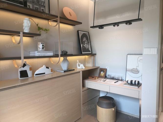 龙湖昱城.中央商务区.昱华,瑞华 环绕