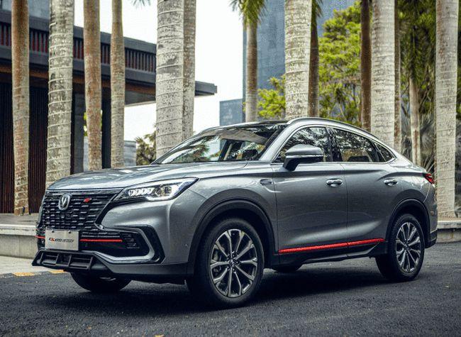 2021款长安cs85coupe有擎有范开起来更高级