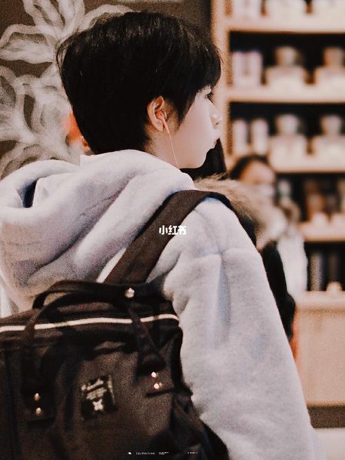 "大家好,我是脸上有章鱼烧的贺峻霖"_贺峻霖_章鱼烧_娱乐_明星娱乐