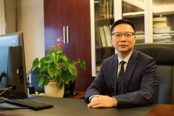 蓝城集团总裁 许峰