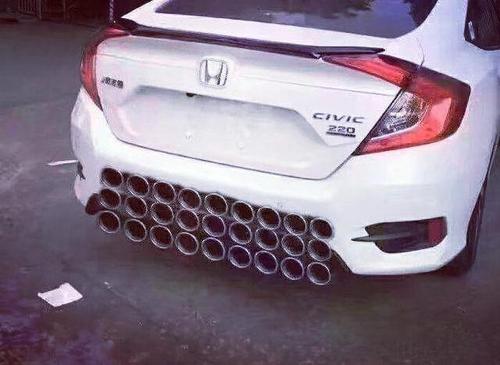 汽车 买思域不改装?那思域白买了.低趴,剪刀门,宽体