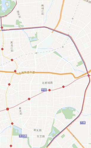 公司于9月10日,开辟了由动物园东门至辽宁工业展览馆的公共汽车十八路