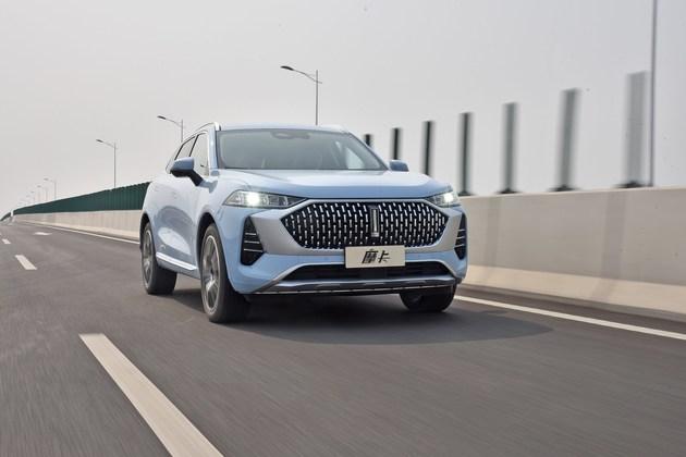 抢先试驾wey全新suv"摩卡" 终于可以释放那不安分的双手