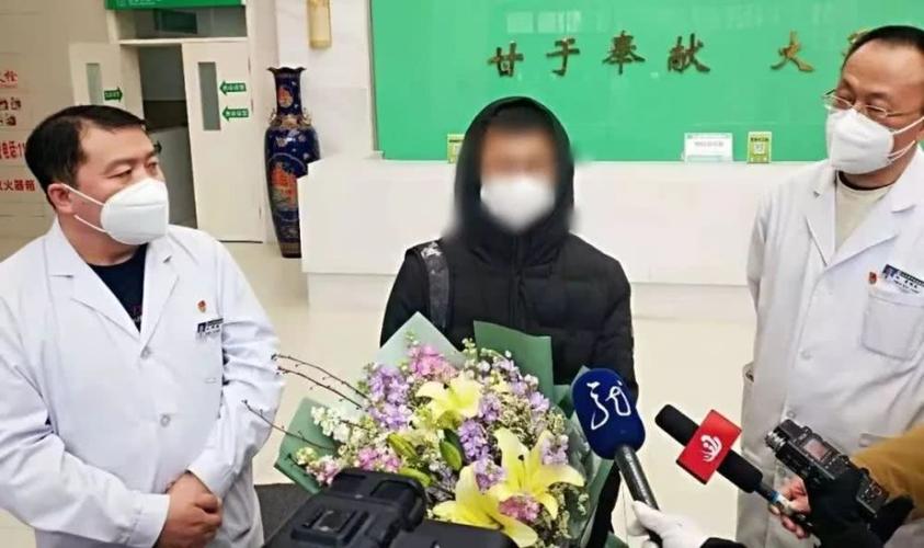 2月6日,经佳木斯市传染病医院医护人员精心诊治和护理,佳木斯