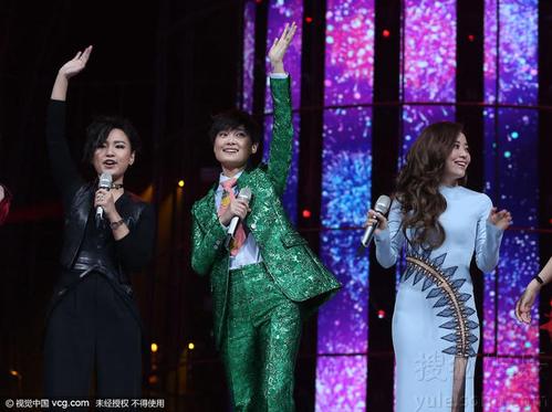 十年聚首!周笔畅李宇春张靓颖互调侃