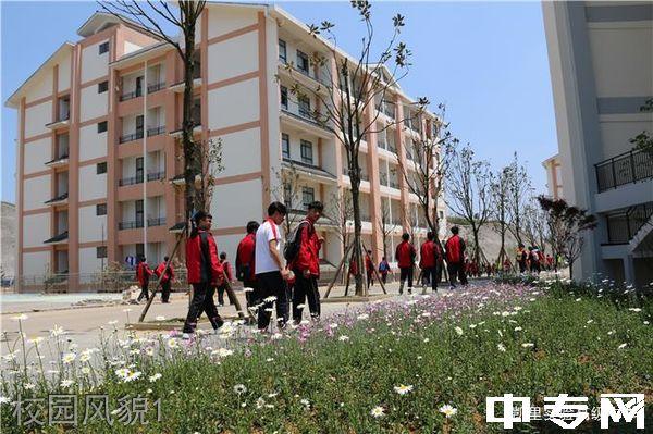 凯里实验高级中学校园图片,环境怎么样?