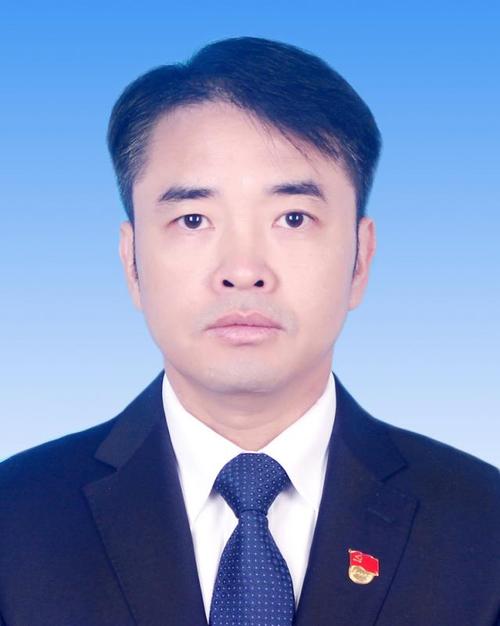 李先刚