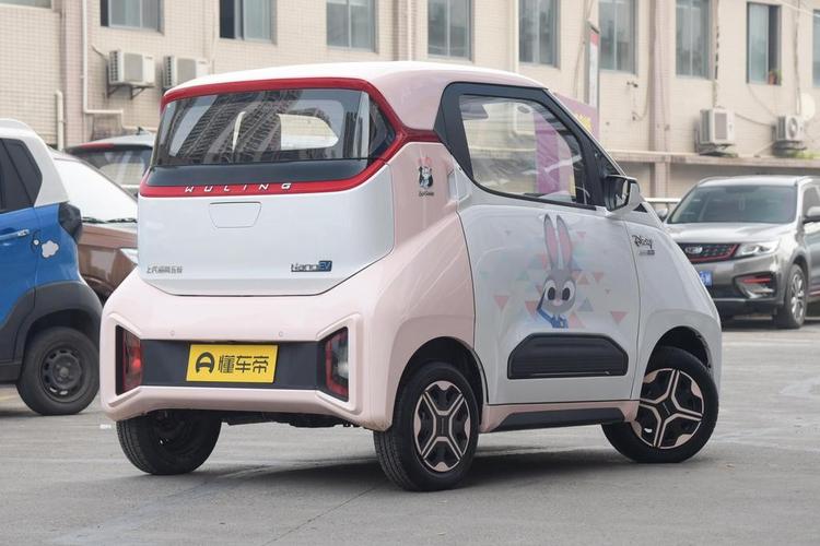 五菱宏光再出微型电动车新款,nano ev有何亮点?