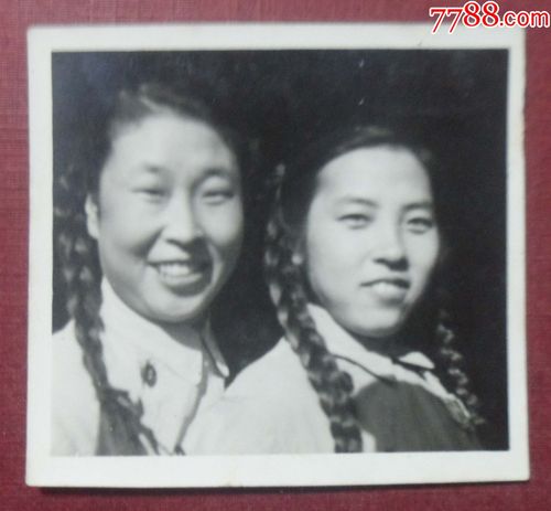 梳辫子少女,五十年代青春洋溢,四张