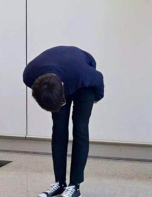 小细节大文明鞠躬礼仪篇